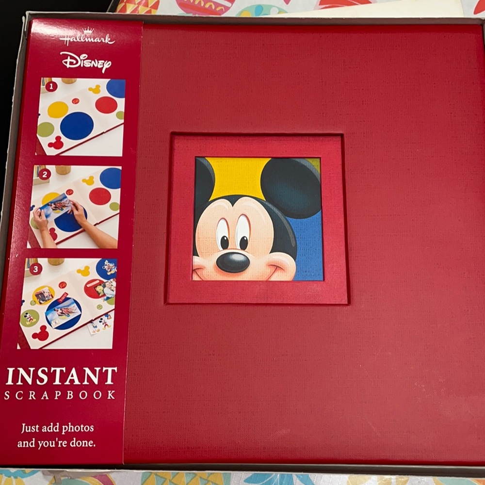 Hallmark Disney Instant Scrapbook